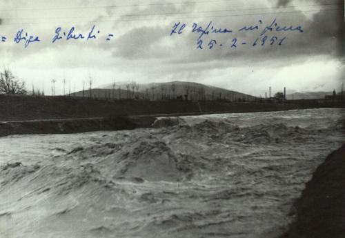 45 TOPINO-piena-del-25-02-51-briglia-Giberti-a-monte-ponte-San-Magno-Foligno