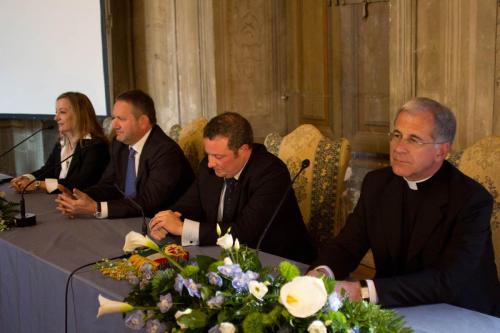 865 Sindaco-Daniele-Benedetti-Sua-Ecc.-Monsignor-Renato-Boccardo-Presidente-Ugo-Giannantoni-e-Direttore-Candia-Marcucci-3